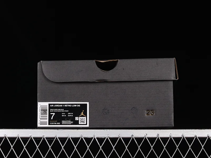 All categories Air Jordan Jordan series basketball shoes Air Jordan 1 Low Z version Air Jordan 1 Low AJ1 Joe 1 white and blue low-top casual sneakers CZ0790-065